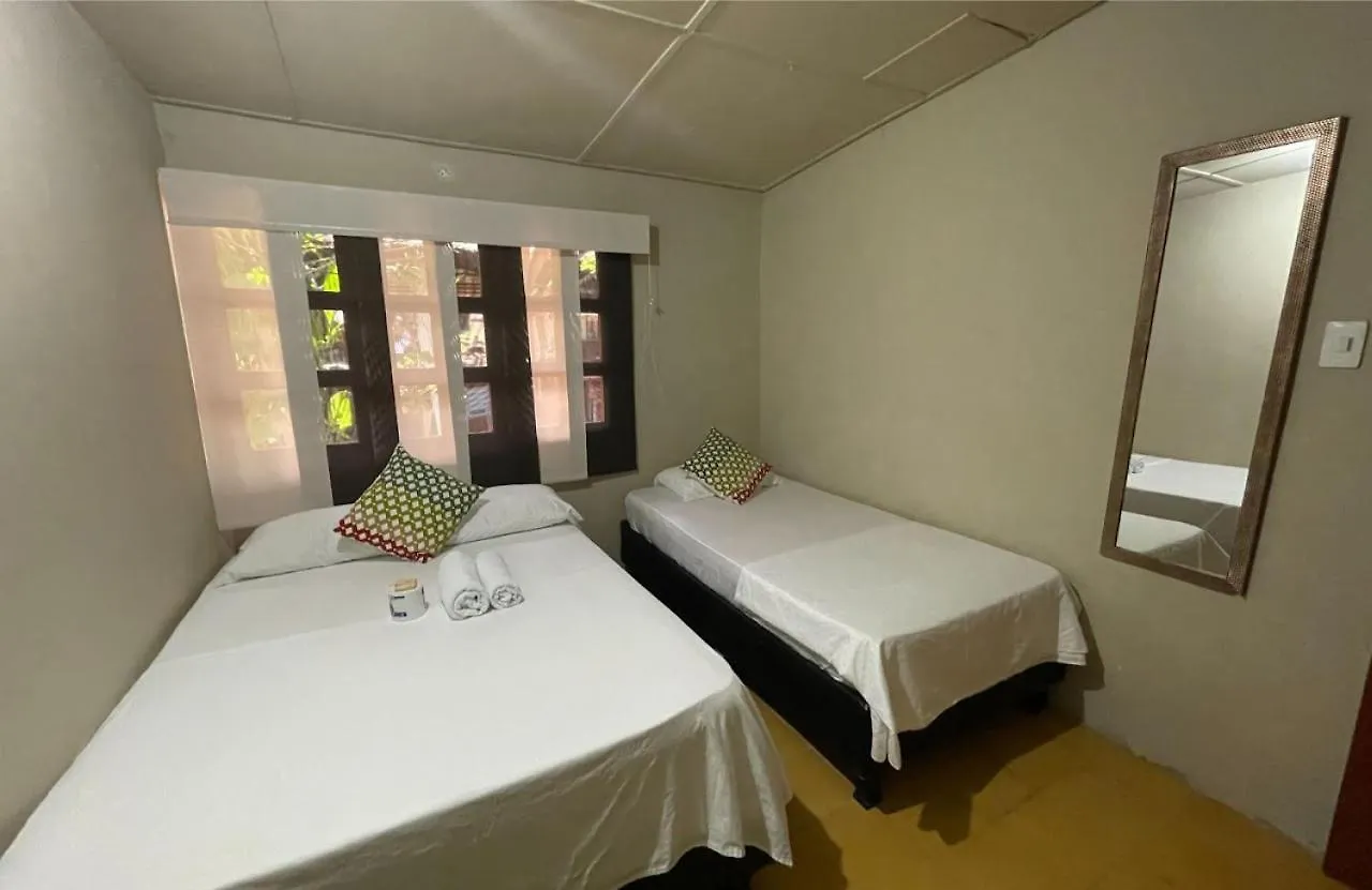 Tayrona Vip Hotel Santa Marta  0*, Santa Marta (Magdalena)